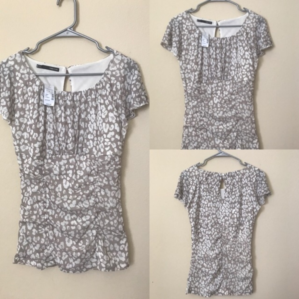 Tan/white ruched top